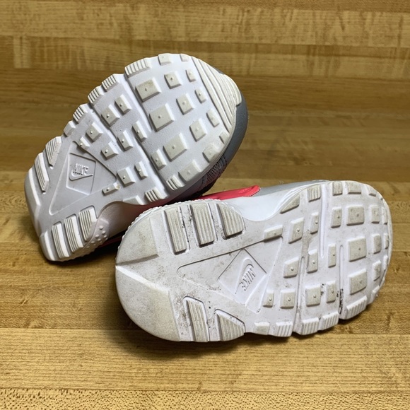 Nike Huarache Baby Girl Size 5C Gray And Pink - Picture 6 of 8